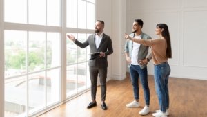 How to Find the Best Real Estate Agent in Gurgaon